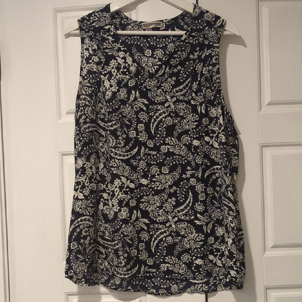 Pleione Navy and White Floral Sleeveless Blouse